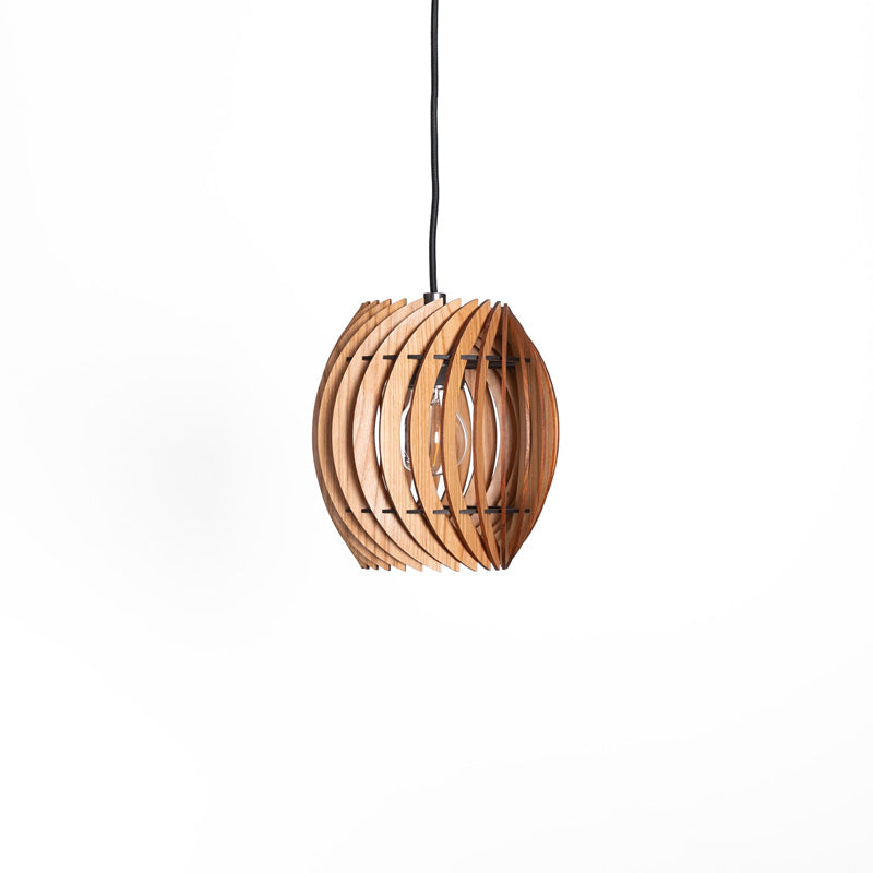 Pendelleuchte Siena aus Holz – handgefertigte Designlampe aus Nussbaum oder Kirschholz