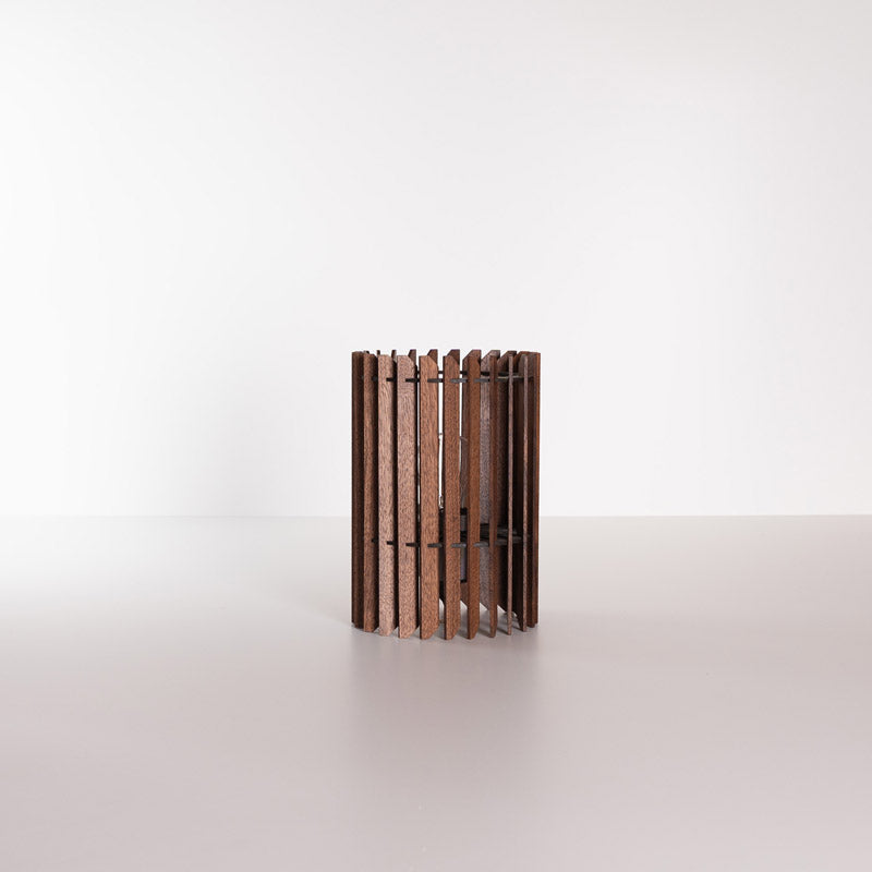 Holz Tischleuchte rund – handgefertigte Designlampe aus Massivholz