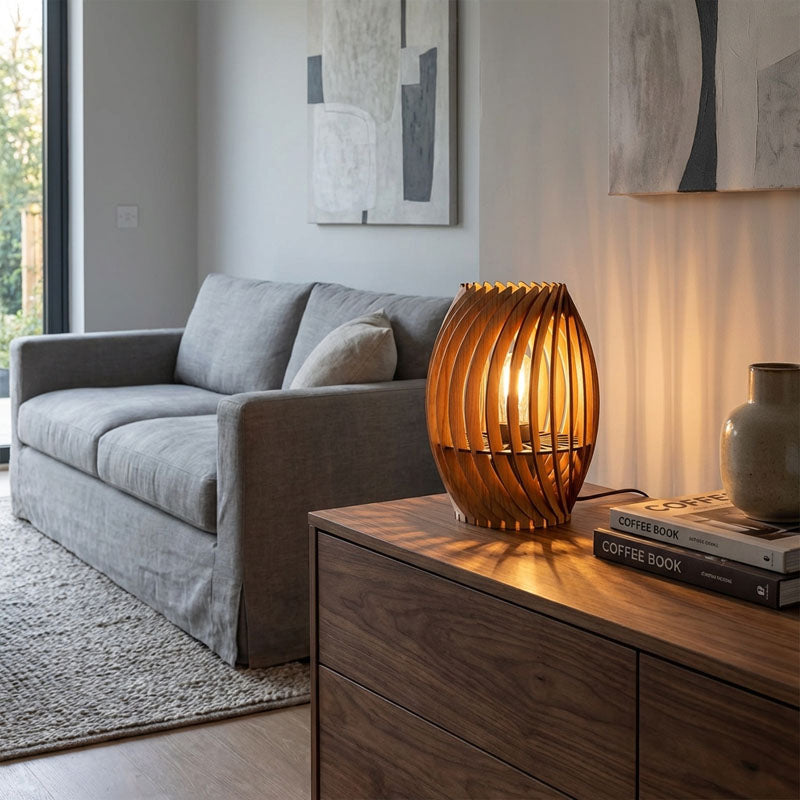 Tischleuchte Valencia – Designleuchte aus Holz handgefertigt aus Nussbaum oder Kirschholz